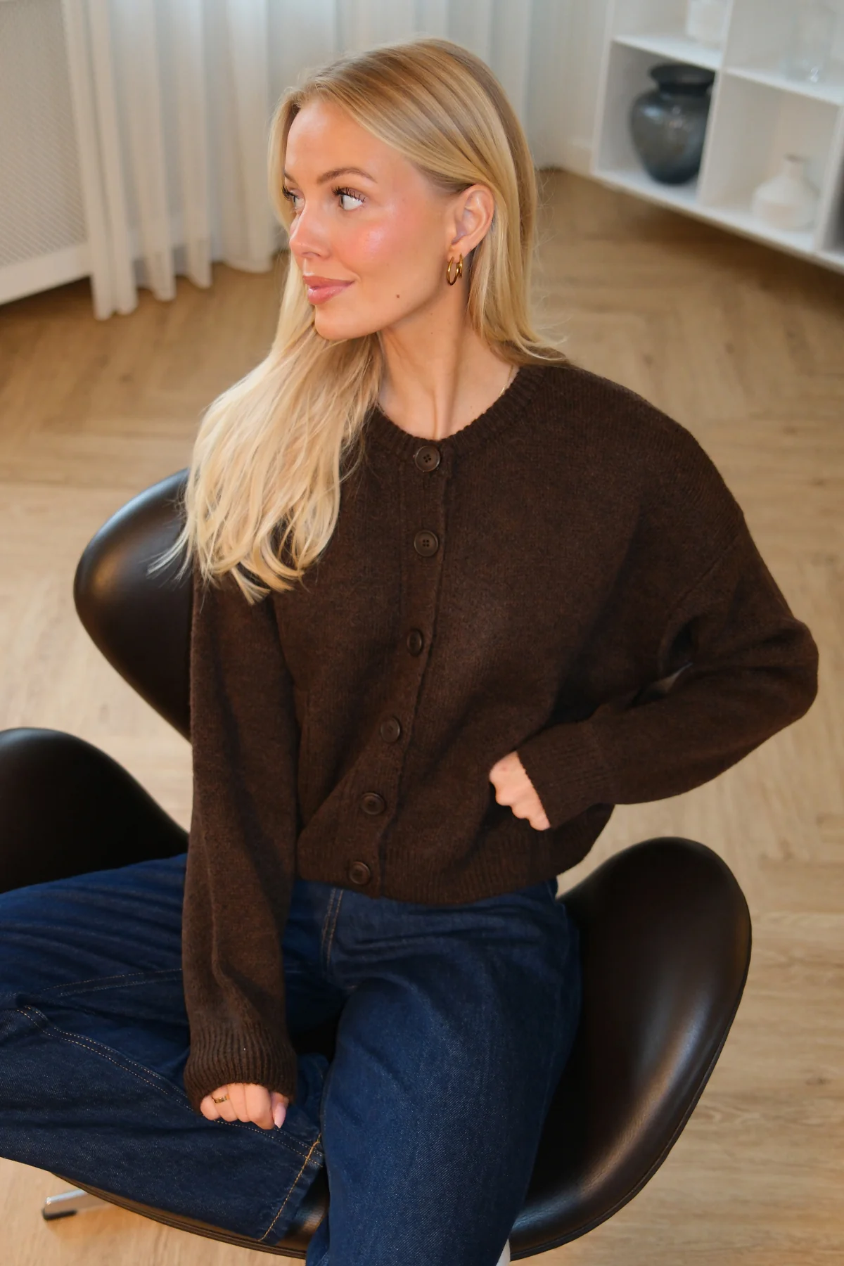 Angelique Strickjacke – Braun - Image 3