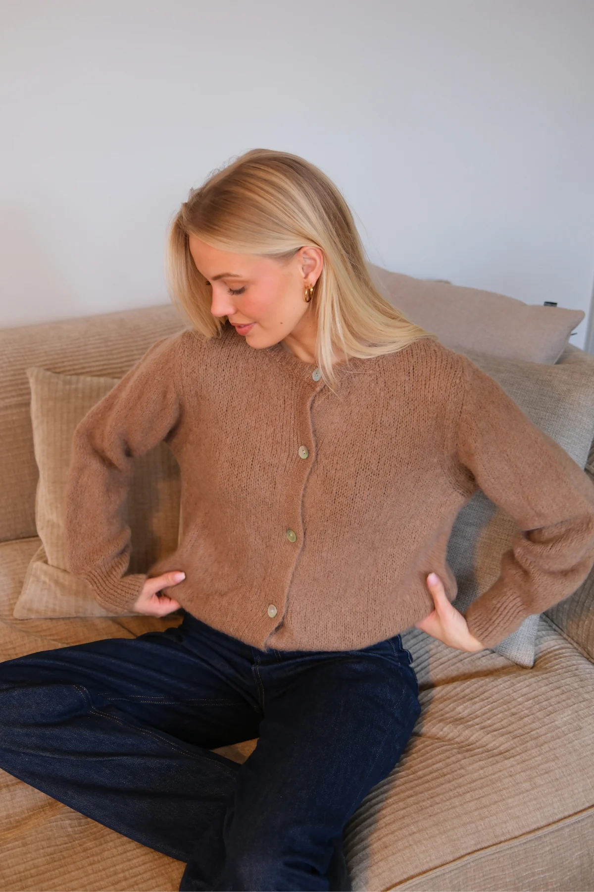 Anna-Cardigan – Braun - Image 3