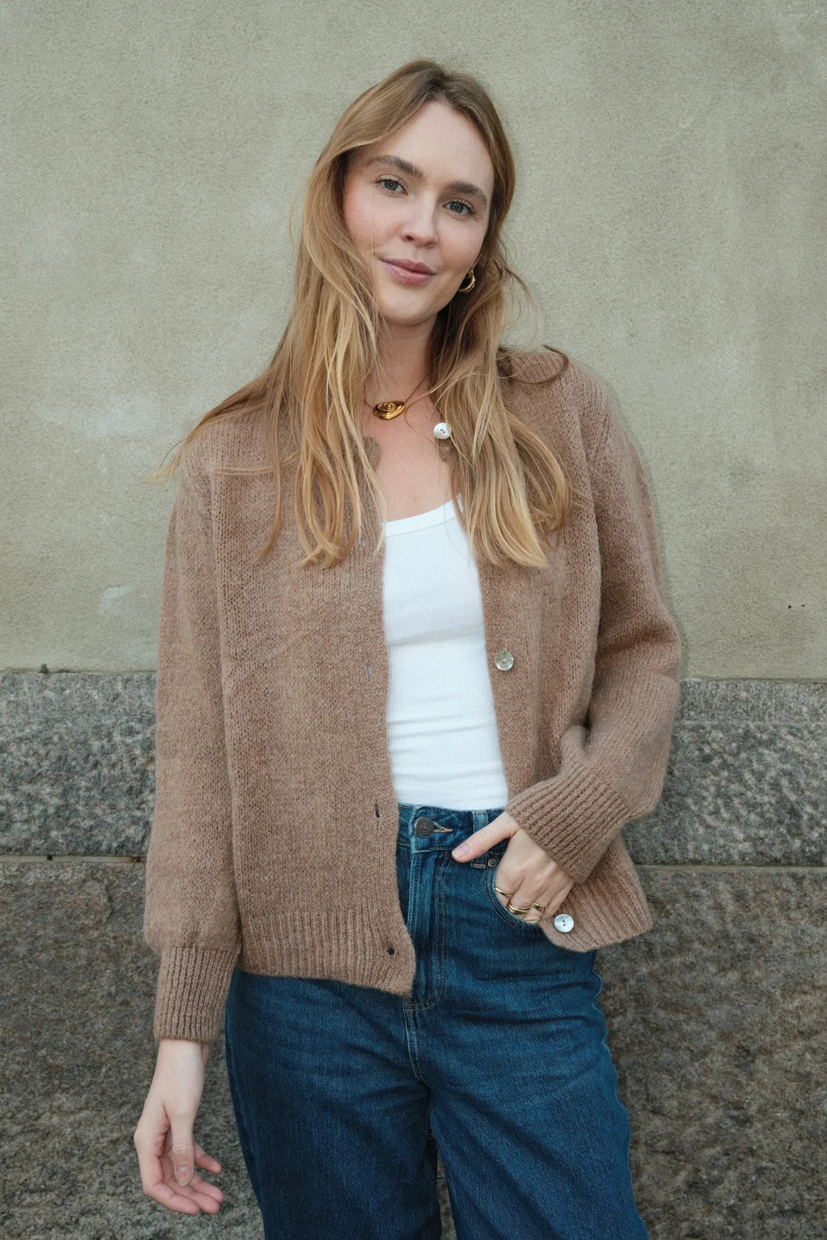 Anna-Cardigan – Braun - Image 4