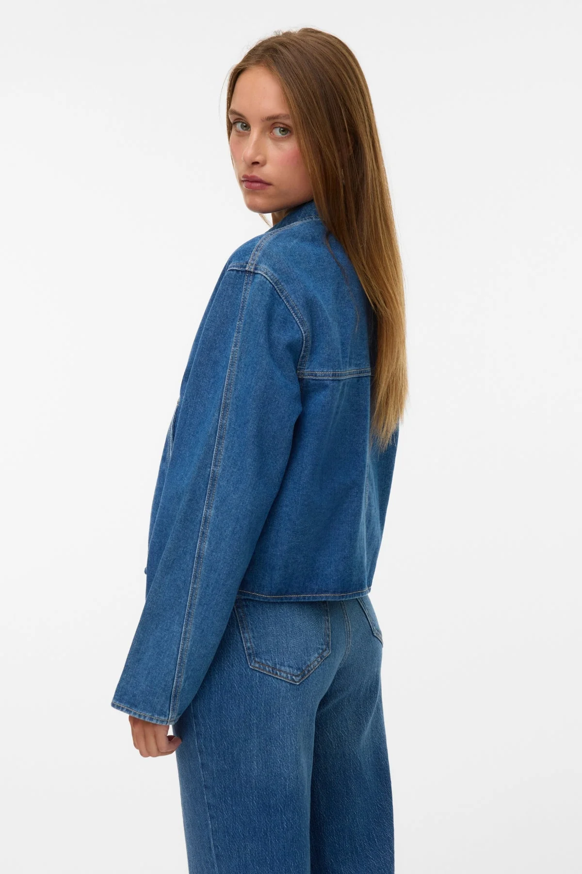 Aura Jeansjacke – Mittelblauer Denim - Image 4