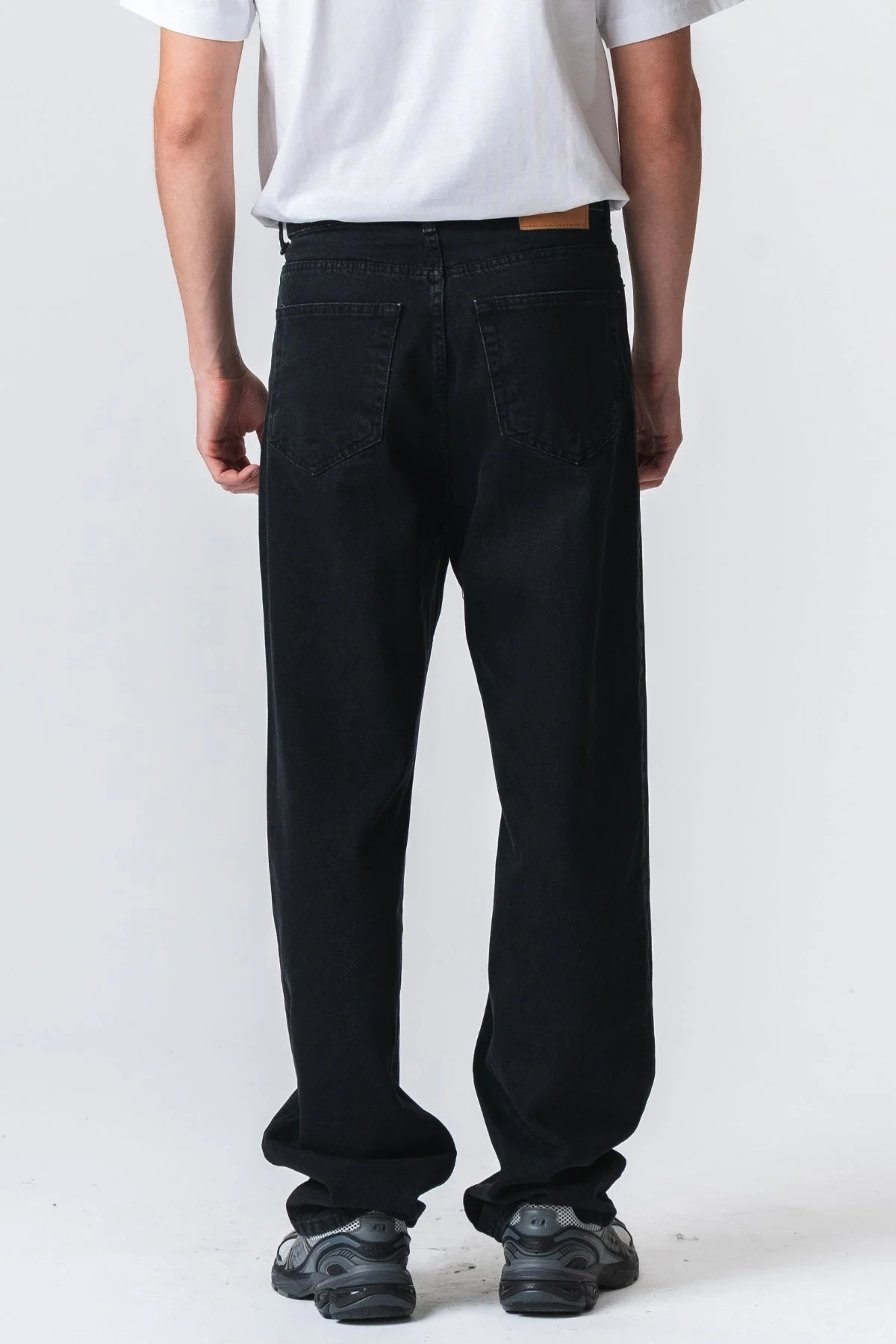Baggy-Jeans – geräuchert - Image 6