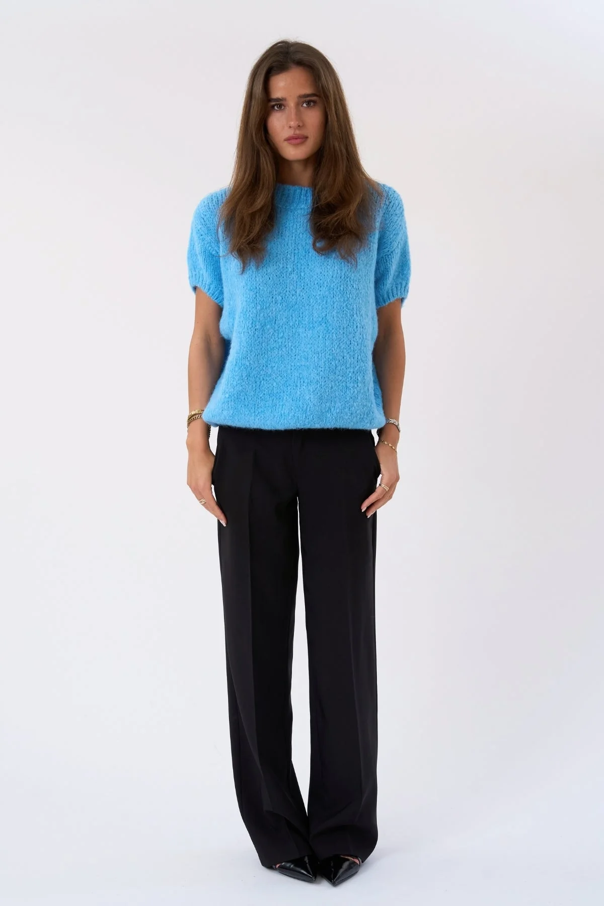 Chloe Kurzarmstrick – Hellblau - Image 4