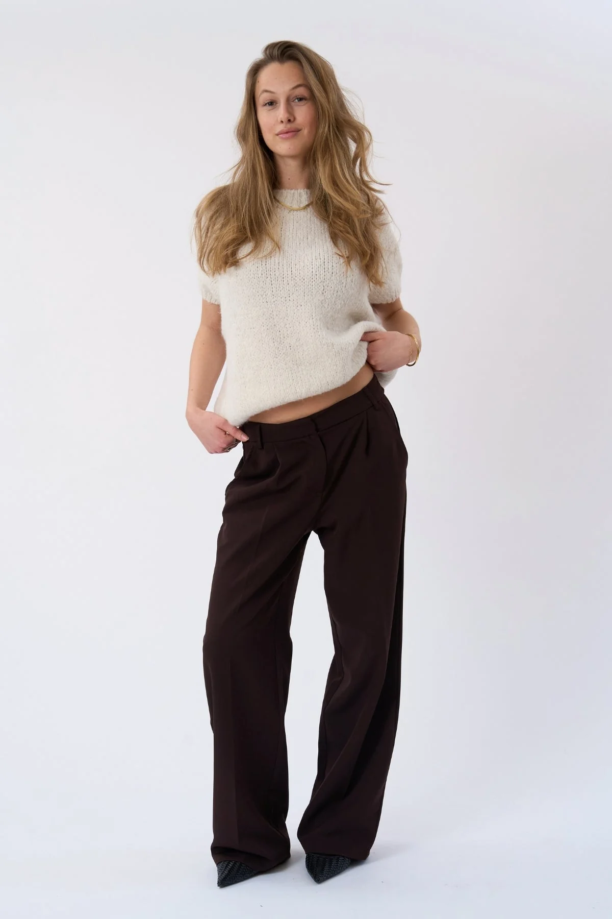 Chloe Kurzarmstrick – gebrochenes Weiß - Image 2