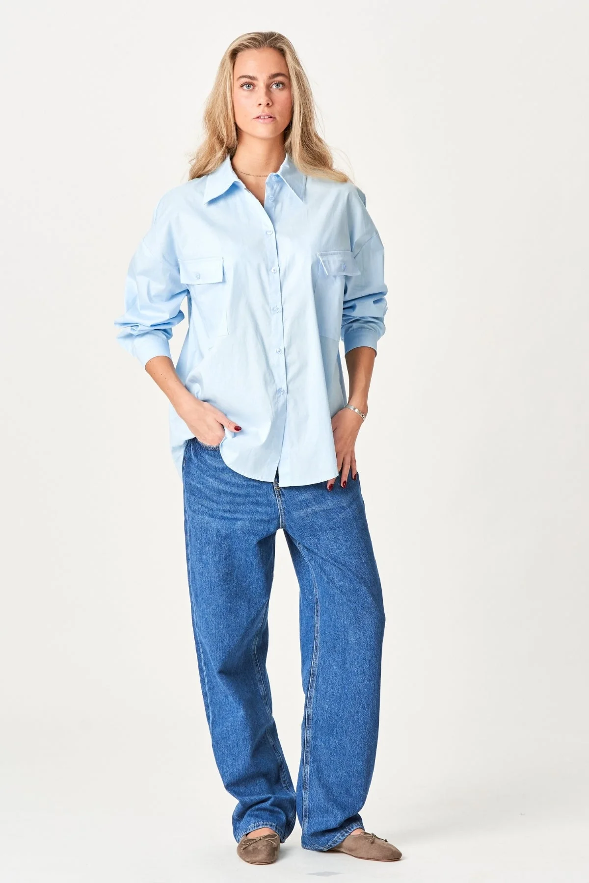 Clara Oversized Hemd - hellblau - Image 6