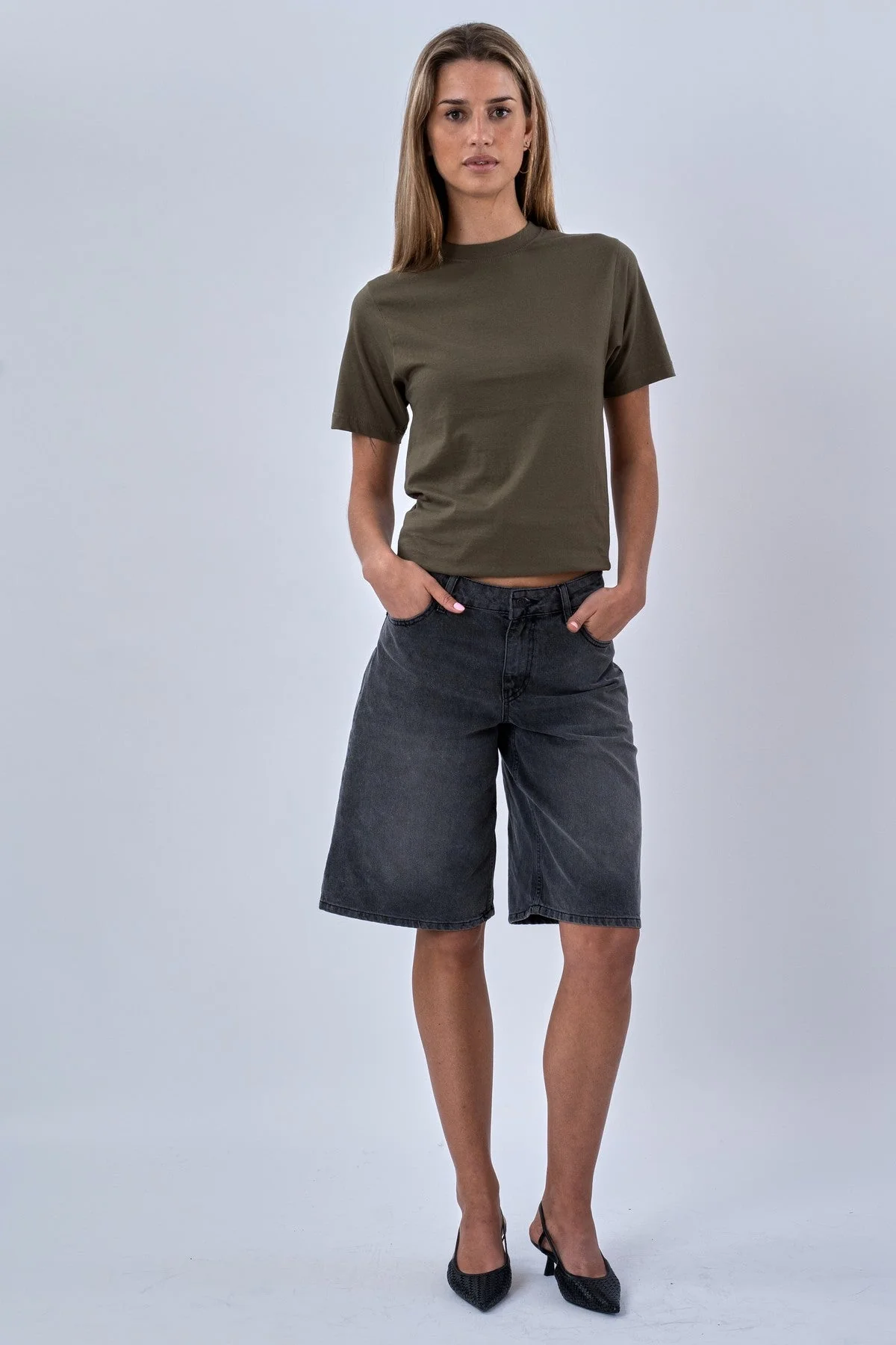 Freund Tee - Armeegrün - Image 3