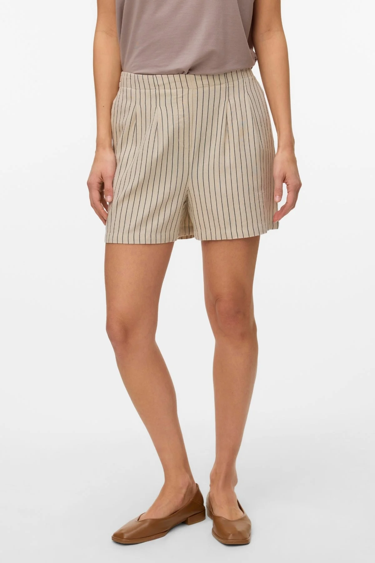 Jesmilo Shorts - Silberstreifen