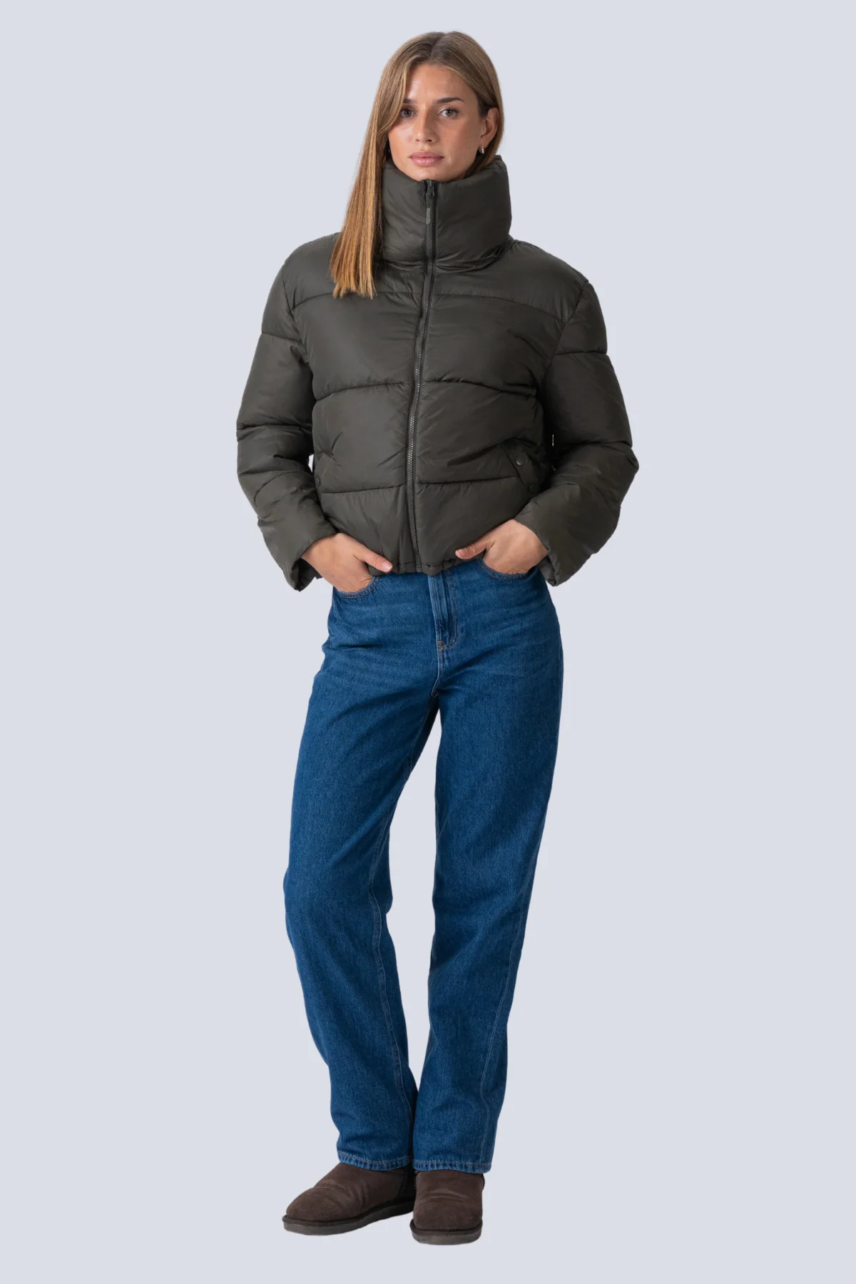 Kurzpufferjacke - Olive - Image 9