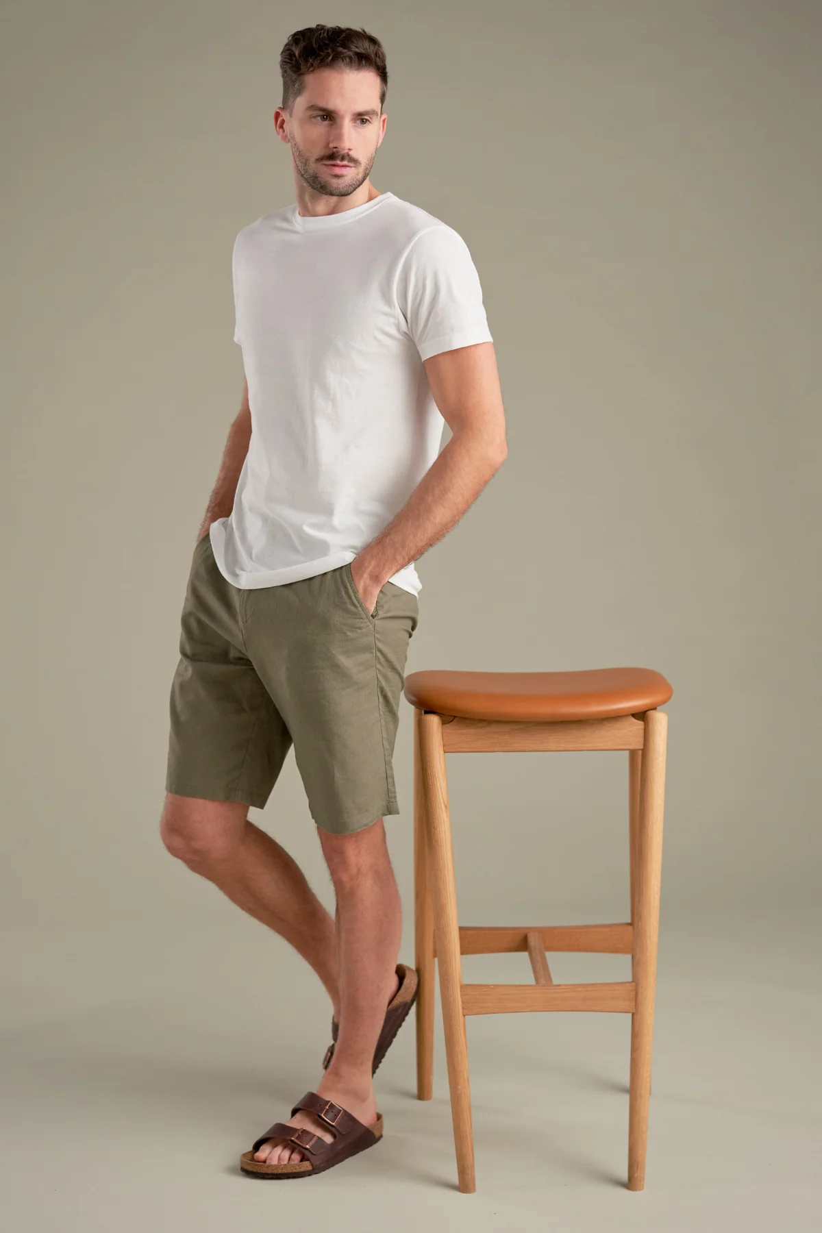 Leinen Shorts - Armee - Image 3
