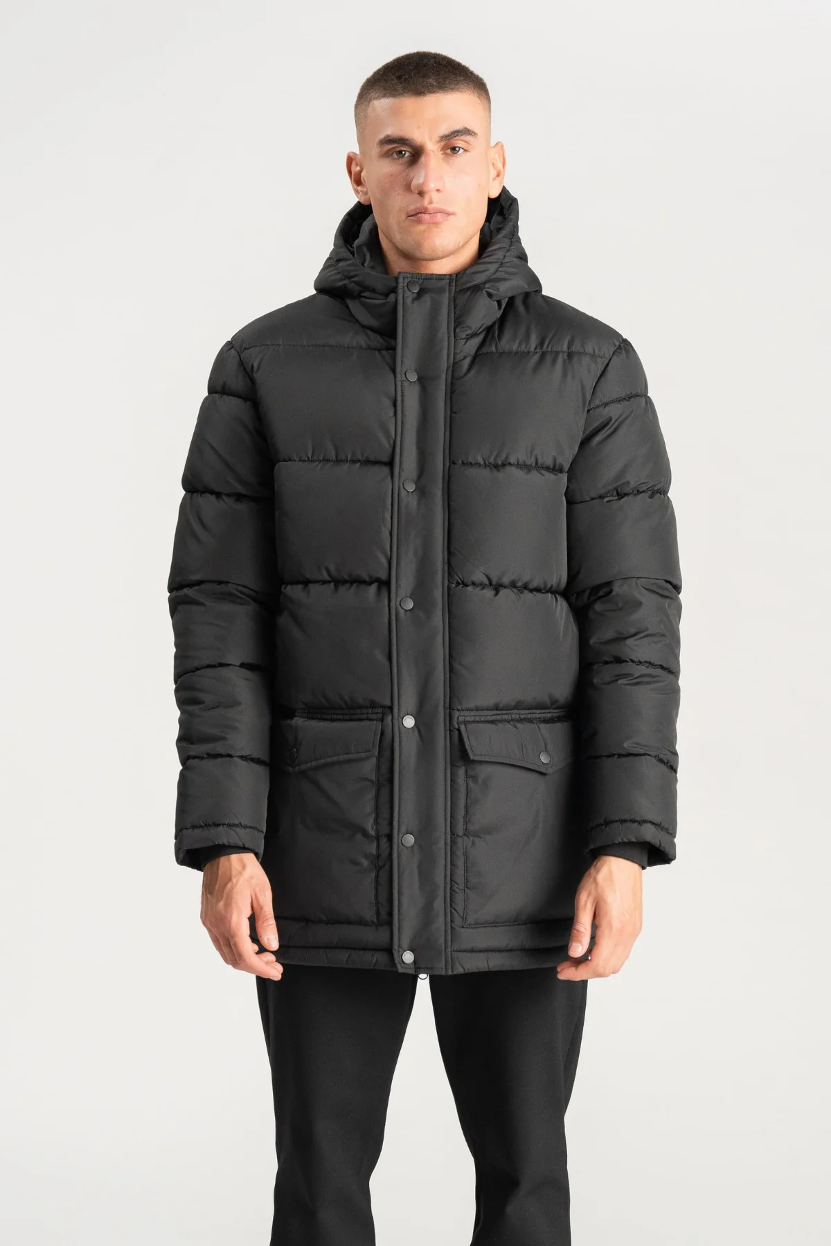 Lange Pufferjacke - Schwarz - Image 7