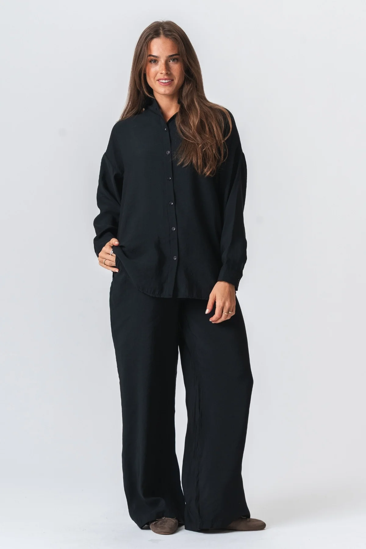 Mia Pants + Mia -Shirt (schwarz) - Paketangebot