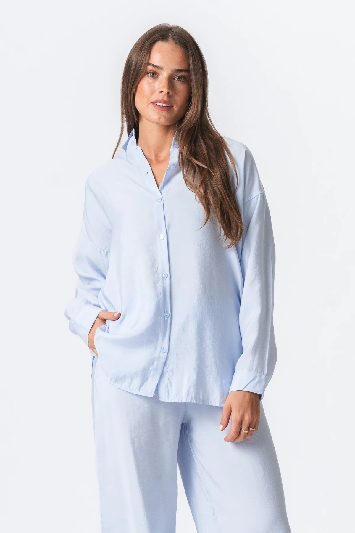 Mia Pants + Mia -Hemd (himmelblau) - Paketangebot - Image 3