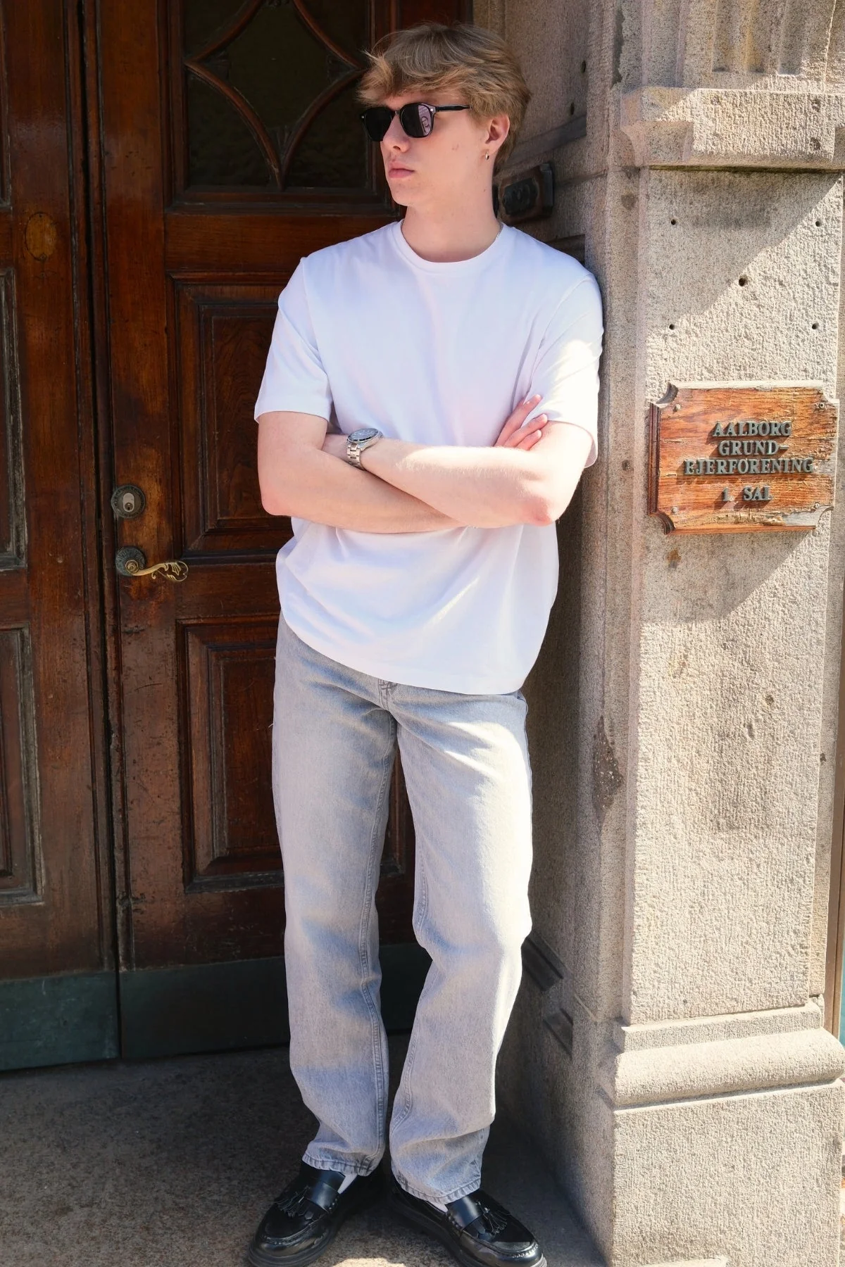 Noah Lose Fit Jeans - grauer Jeans - Image 2