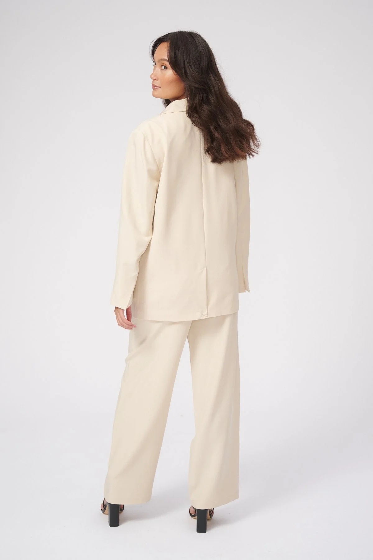 Oversized Anzug (Beige) - Paketangebot - Image 10