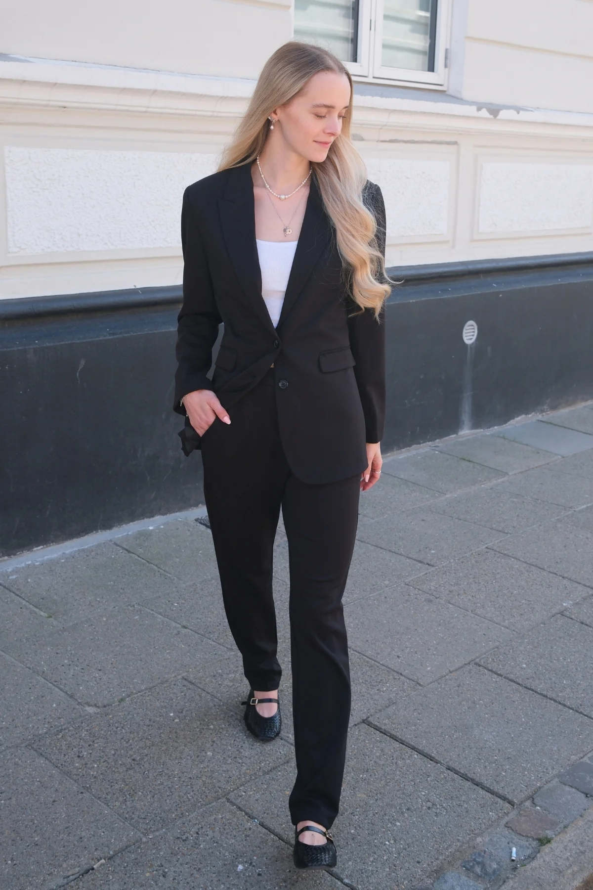 Performance Anzug für Damen (Schwarz) - Paketangebot - Image 5