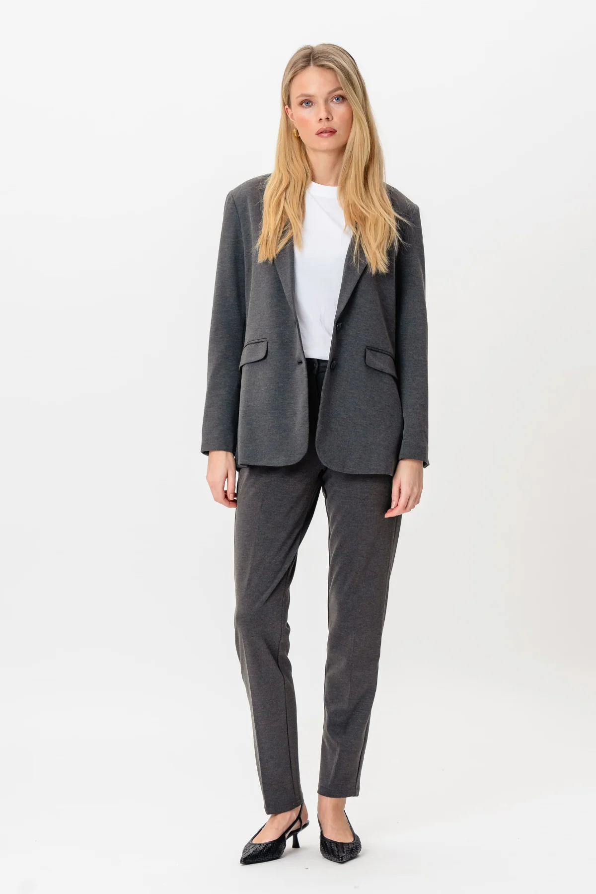 Klassischer Blazer – Dunkelgrau - Image 3