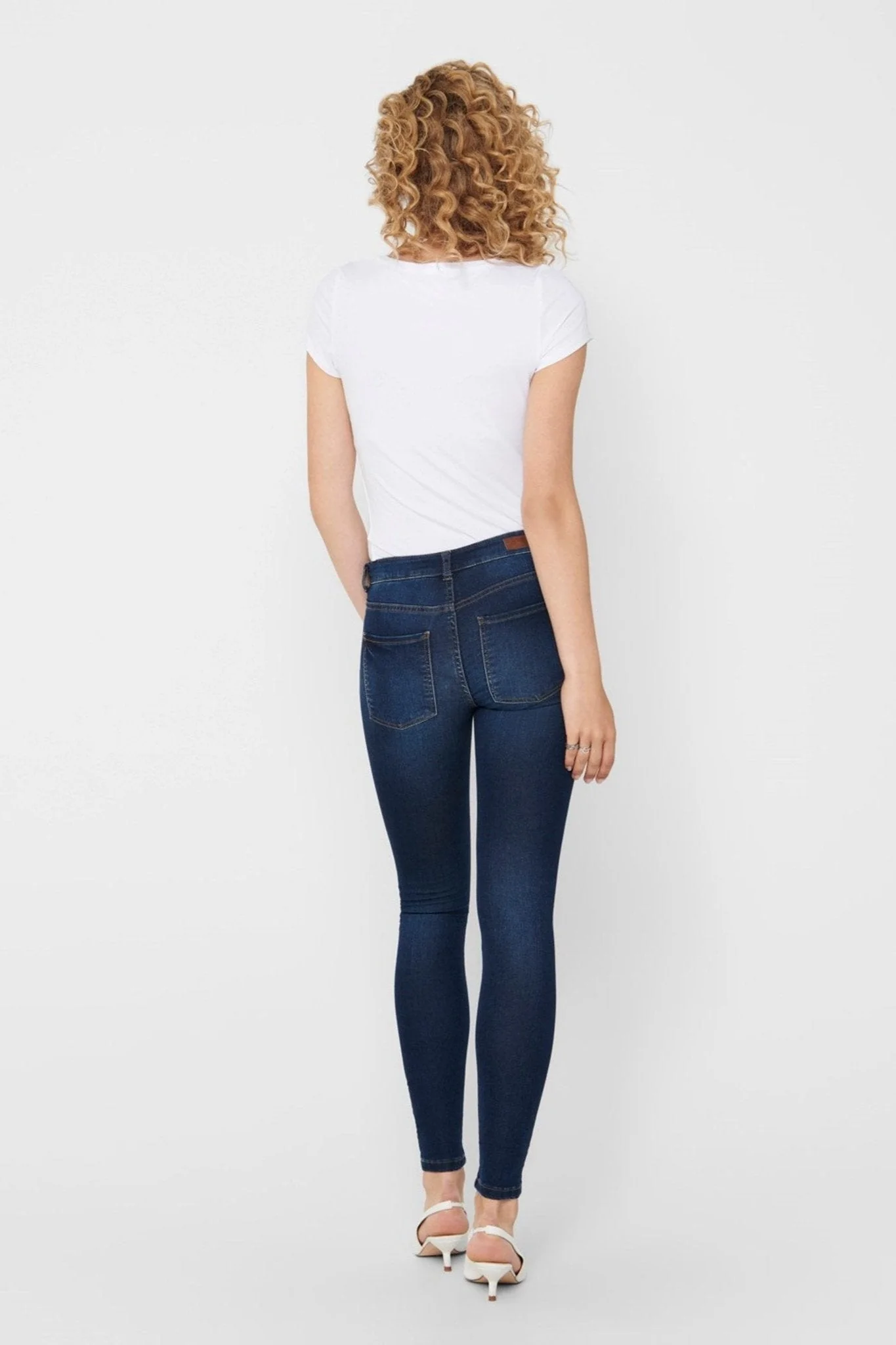 Performance Jeans - Blue Denim (Mid -Waist) - Image 3