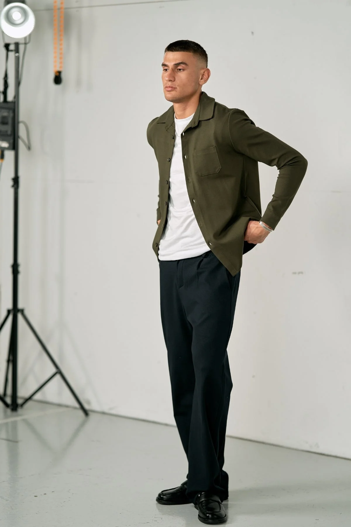Performance Überhemd - Olive - Image 3