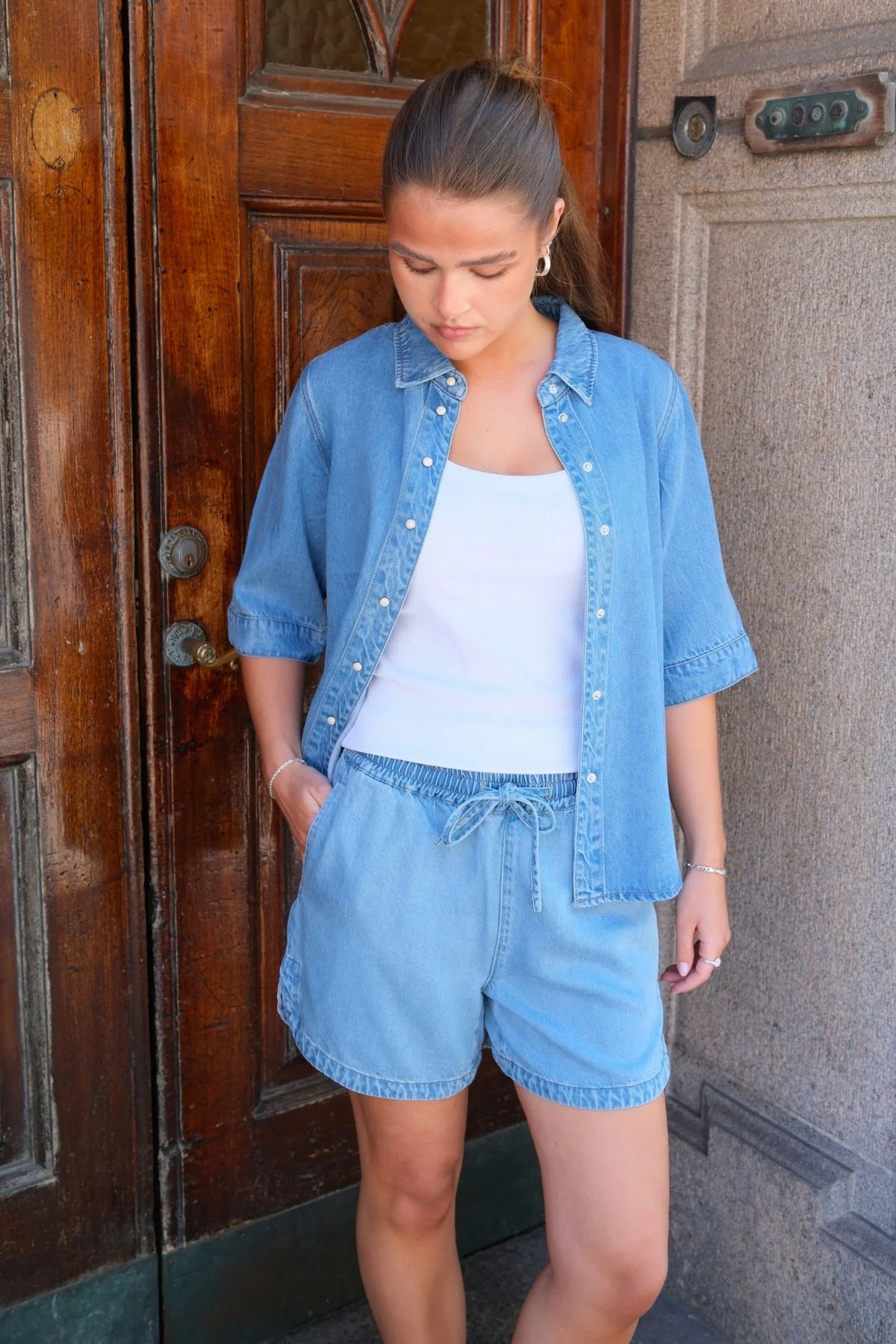 Rahmen Shorts - Hellblauer Denim - Image 3