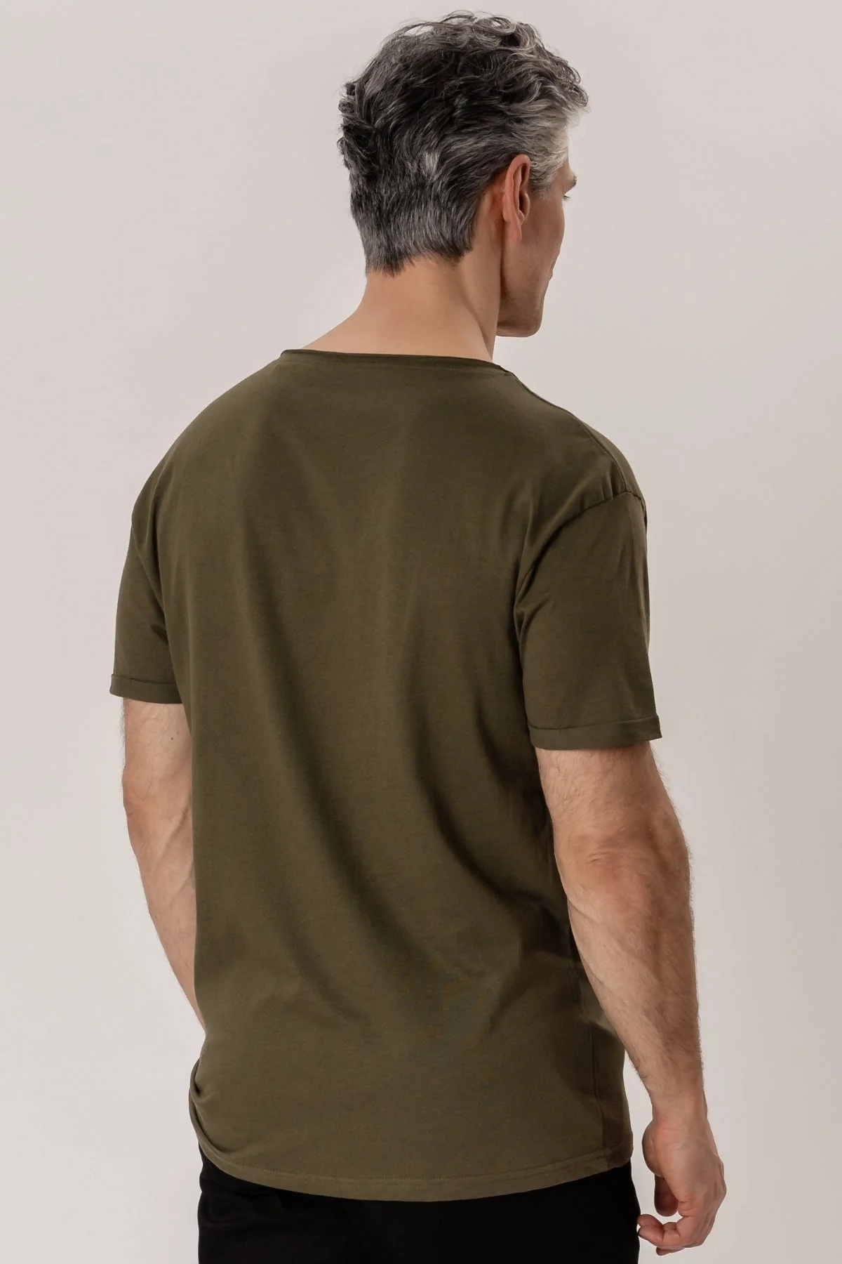 T-Shirt mit tiefem Ausschnitt – Grün meliert - Image 3