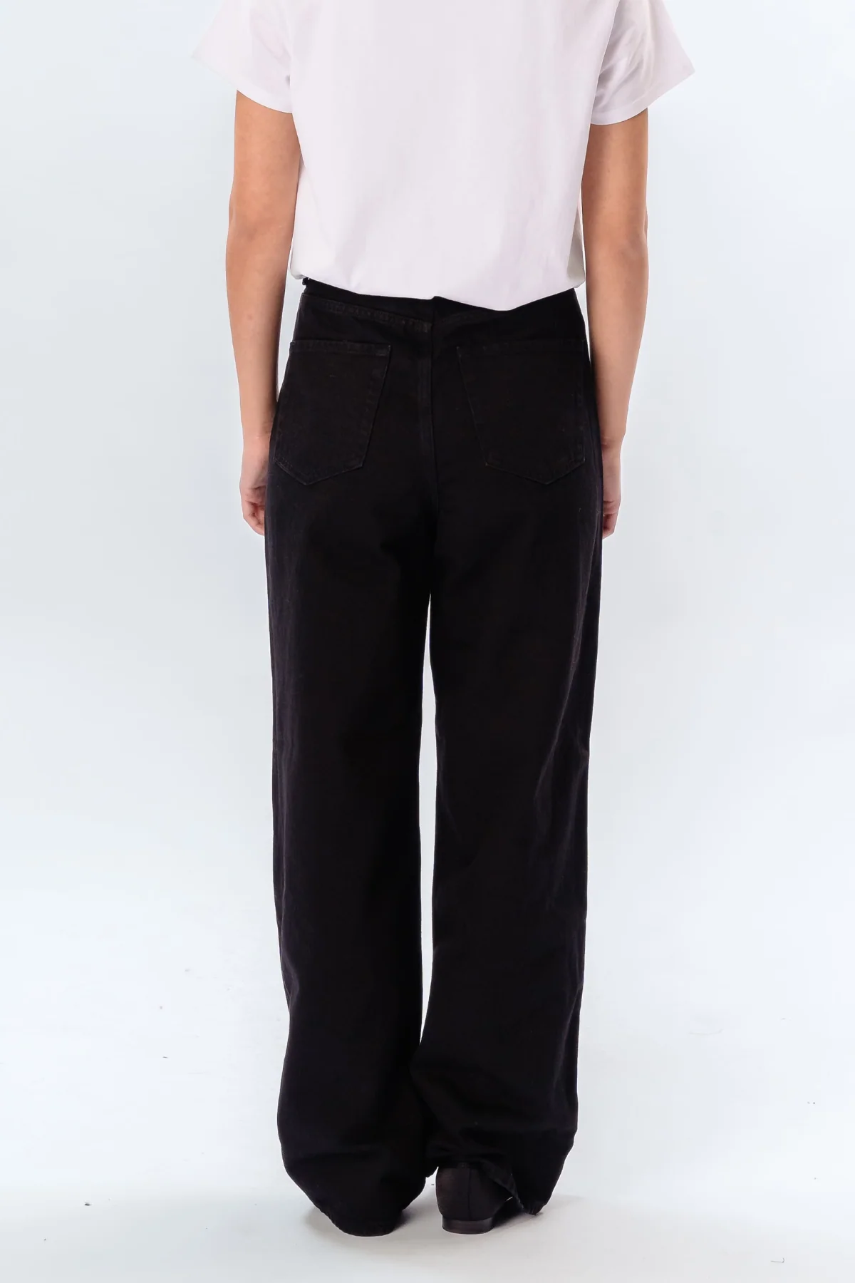 The Original Performance Breite Jeans - schwarzer Denim - Image 3