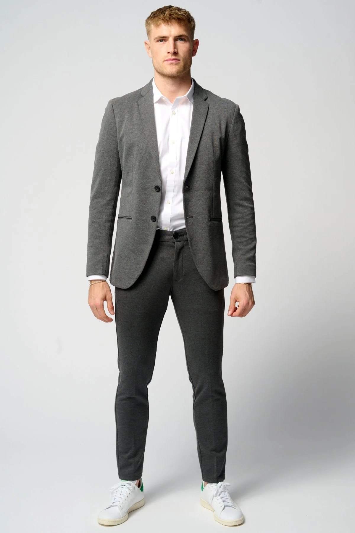 The Original Performance Suit™️ (Dunkelgrau) + Hemd & Krawatte - Paketangebot (V.i.p) - Image 4