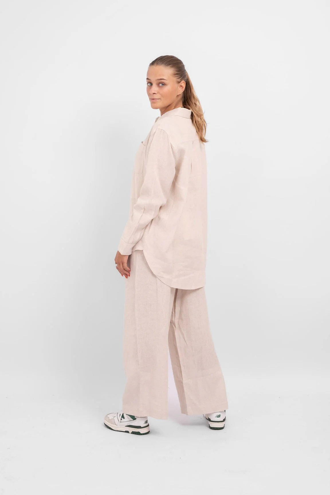 Tokyo Leinen Pants - Mondbeam - Image 5