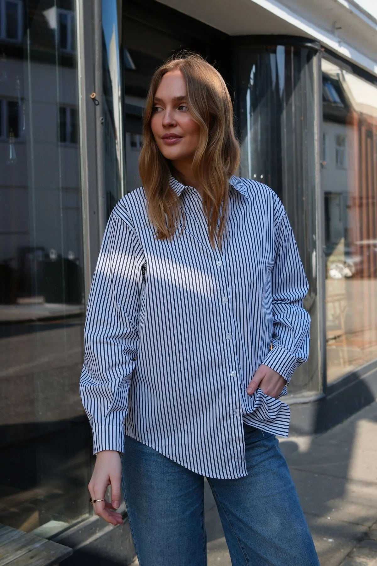 Tutta lo l/s Shirt - Schwarz/Weiß - Image 2